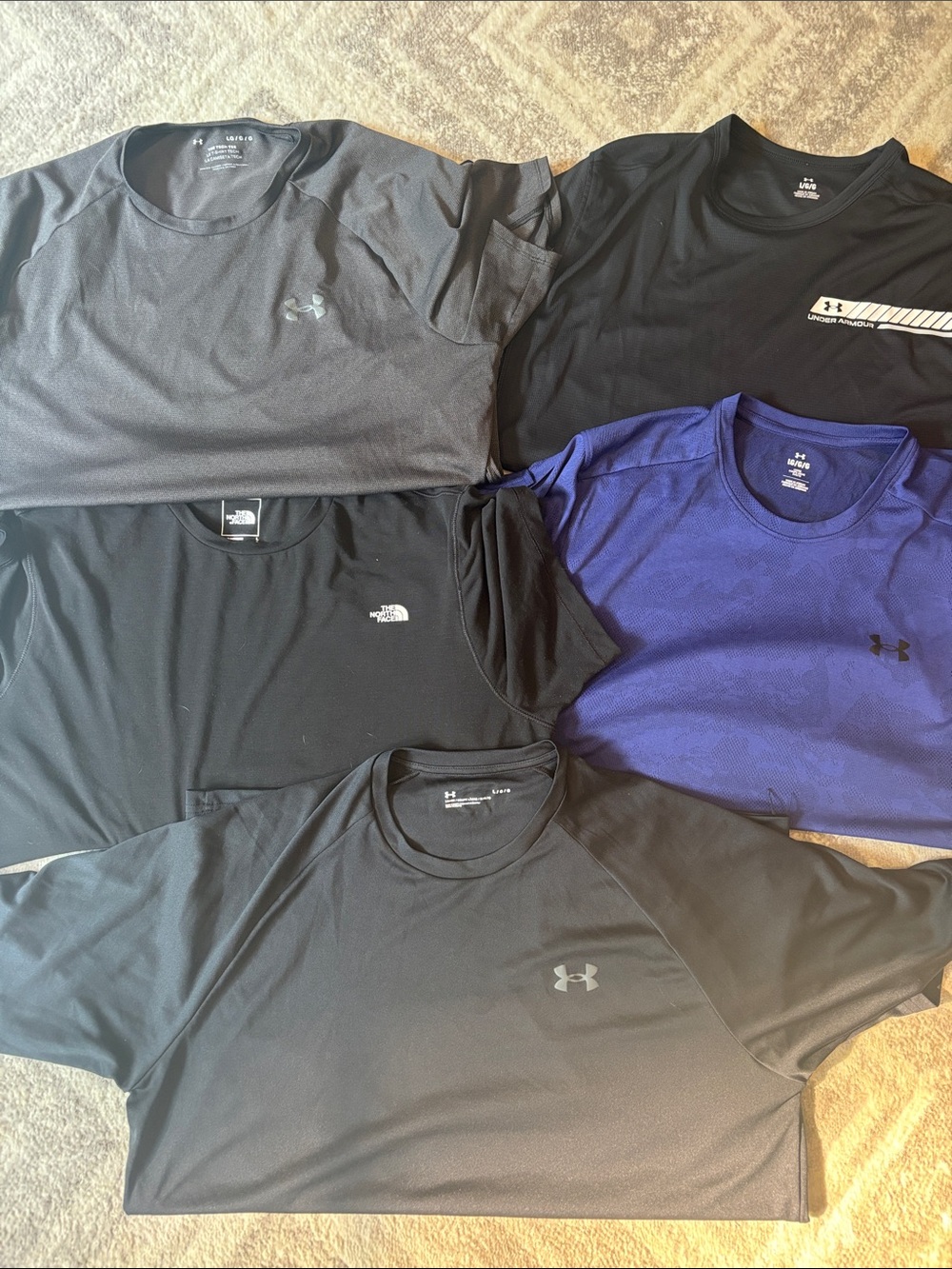 Lot bundle 5 Under Armour north face athletic shirts size large
